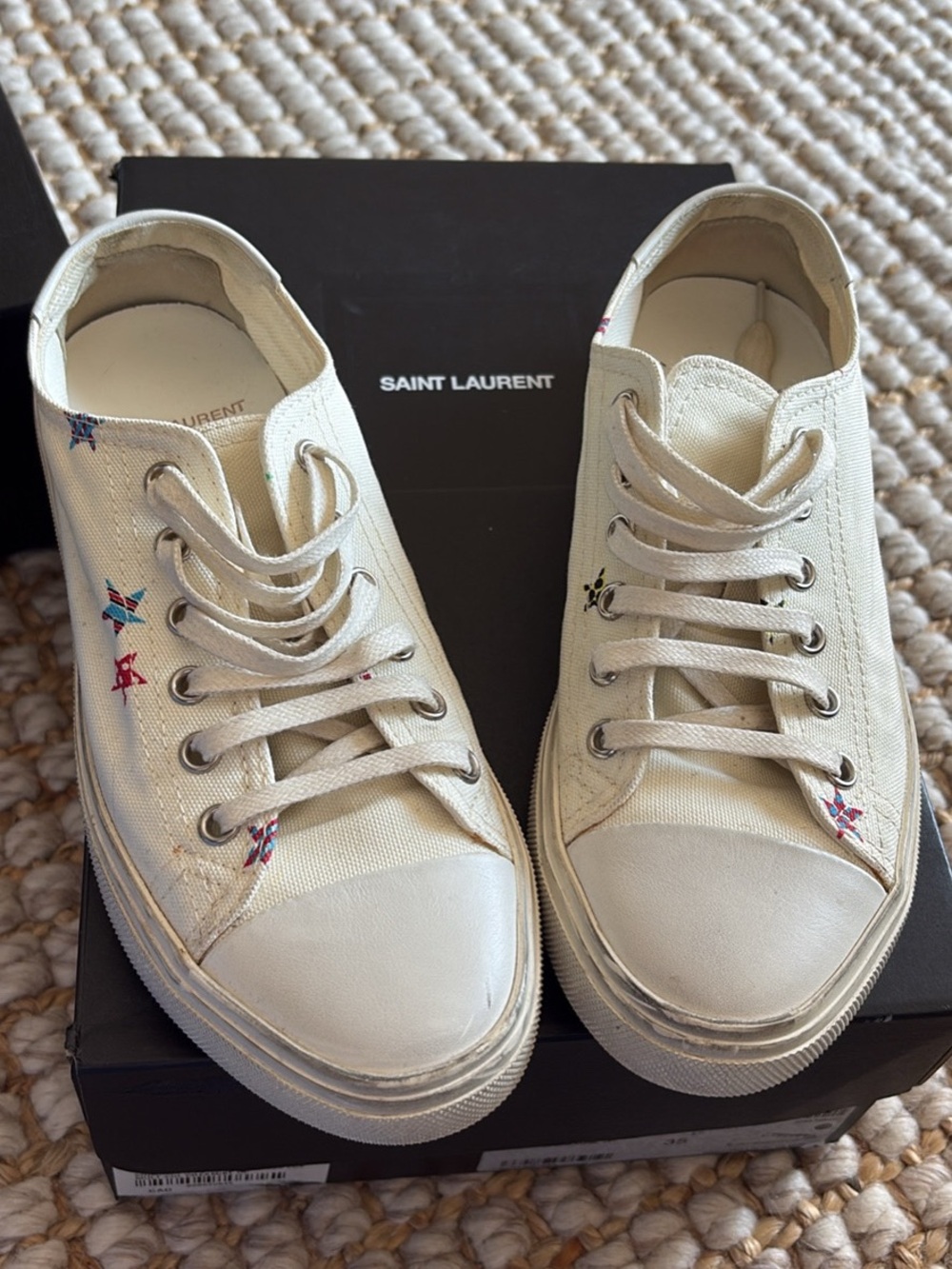 Saint Laurent Cream Canvas Low-Top Sneakers with Multicolor Star Details